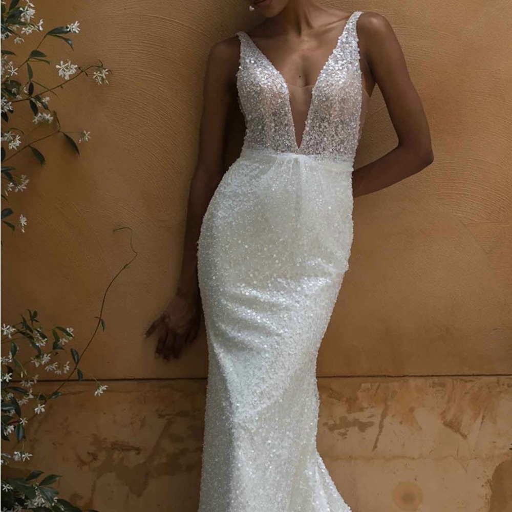 NWT Madi Lane Pierra Gown